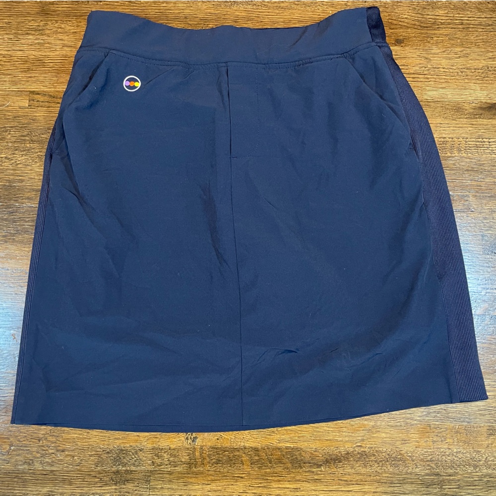 Swing Control Navy Flat Front Skort - Size 4